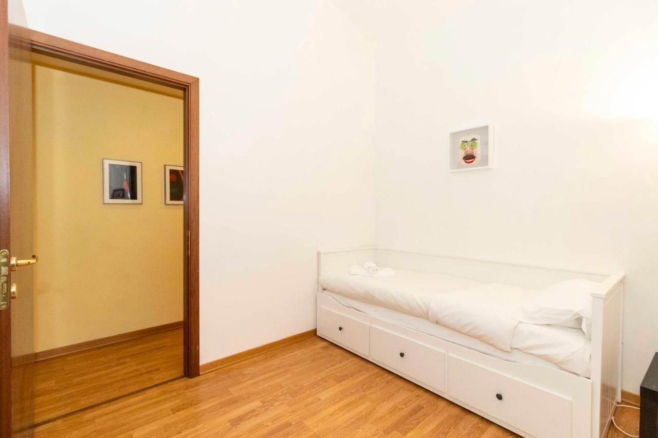 Porta Nuova & San Salvario Roomy Flat Torino Exterior foto